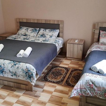 Hotel Central Kutaisi Ngoại thất bức ảnh